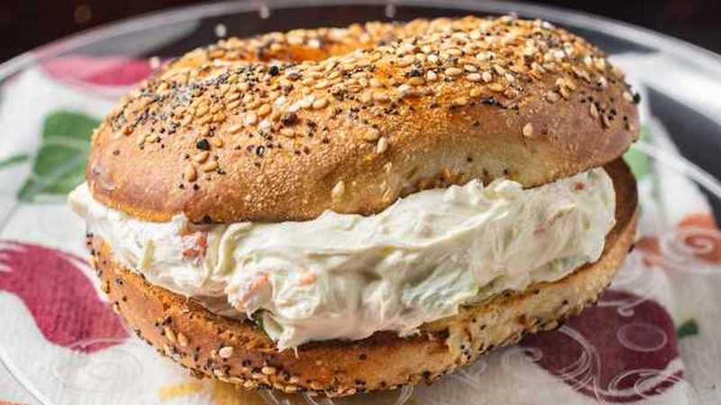 Bagel Chef - Bagel With Flavored Cream Cheese